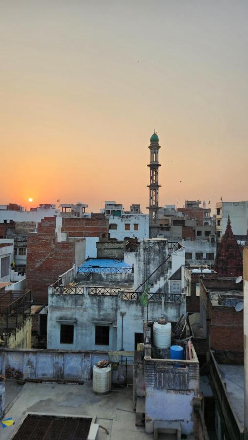 Banaras Gully House 500 Ft From The Ghats Varanasi Luaran gambar