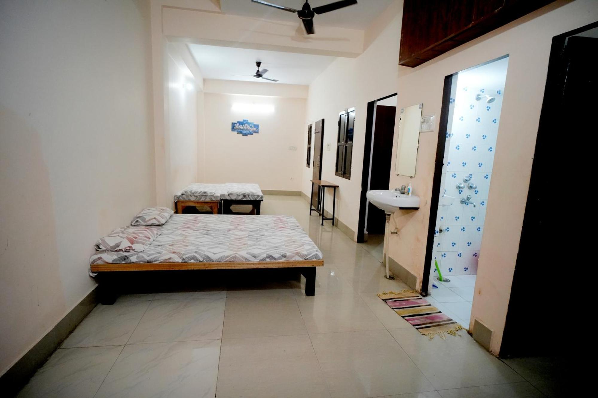 Banaras Gully House 500 Ft From The Ghats Varanasi Luaran gambar