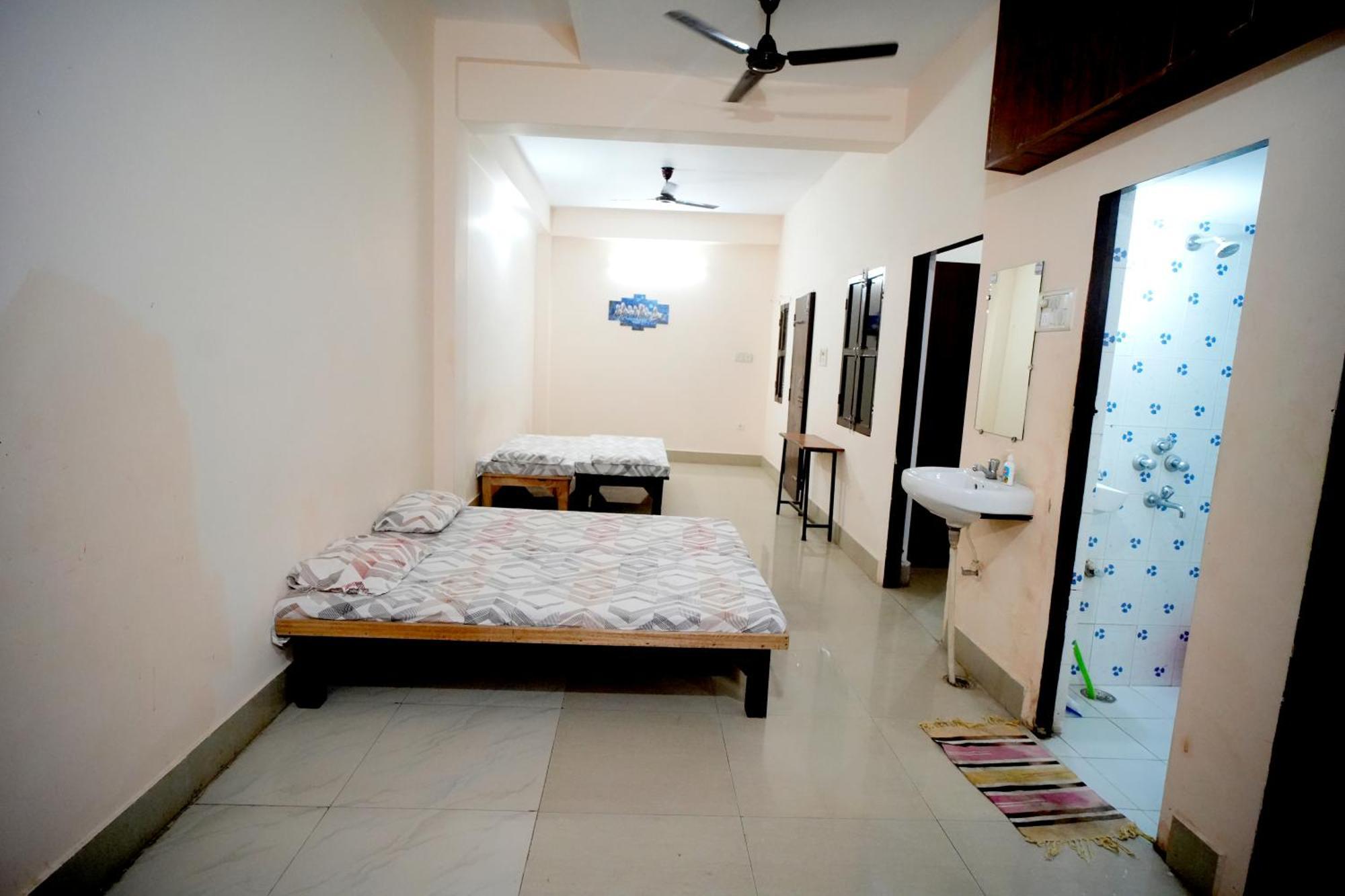 Banaras Gully House 500 Ft From The Ghats Varanasi Luaran gambar