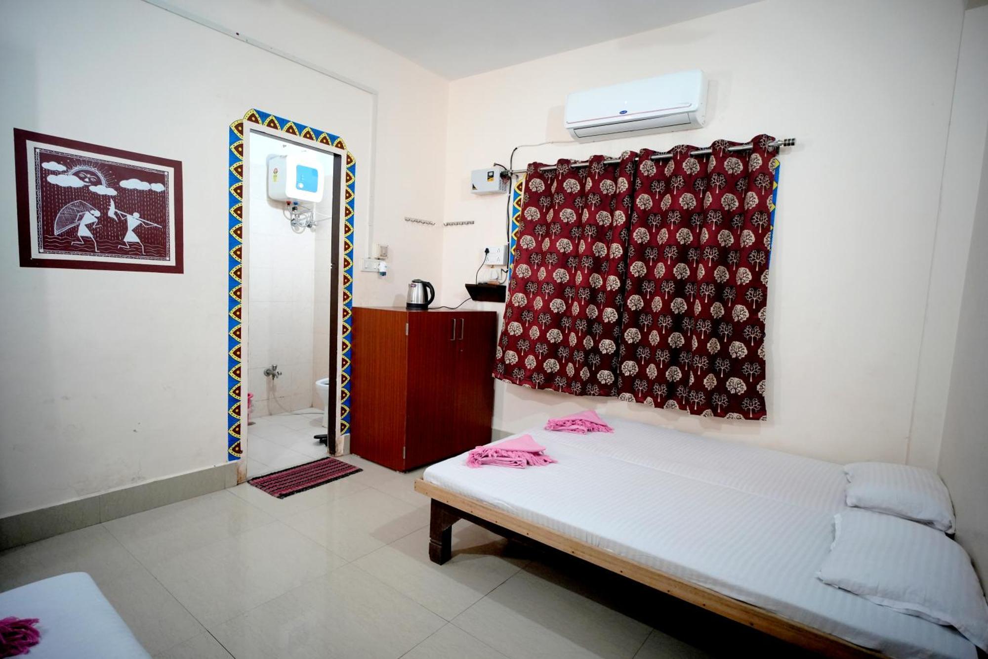 Banaras Gully House 500 Ft From The Ghats Varanasi Luaran gambar