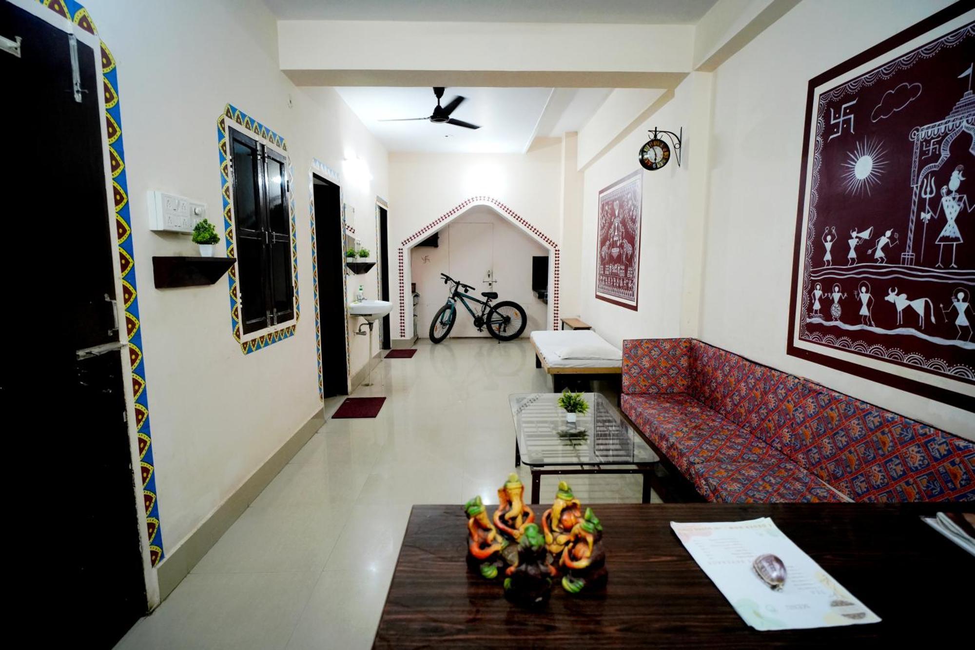 Banaras Gully House 500 Ft From The Ghats Varanasi Luaran gambar